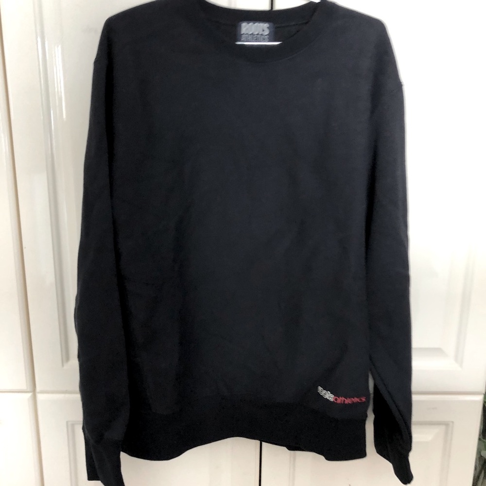 NWT-ROOTS Men’s Black Rider Crew Sweatshirt - Med